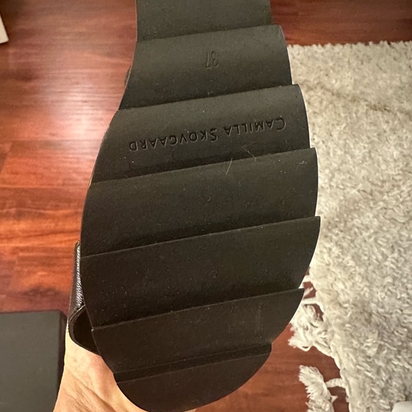 Very RARE Camilla Skovgaard heel-less wedges - Picture 3 of 5